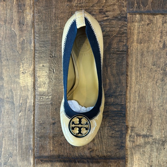 Tory Burch Caroline Wedge Size 6.5 - Picture 3 of 5